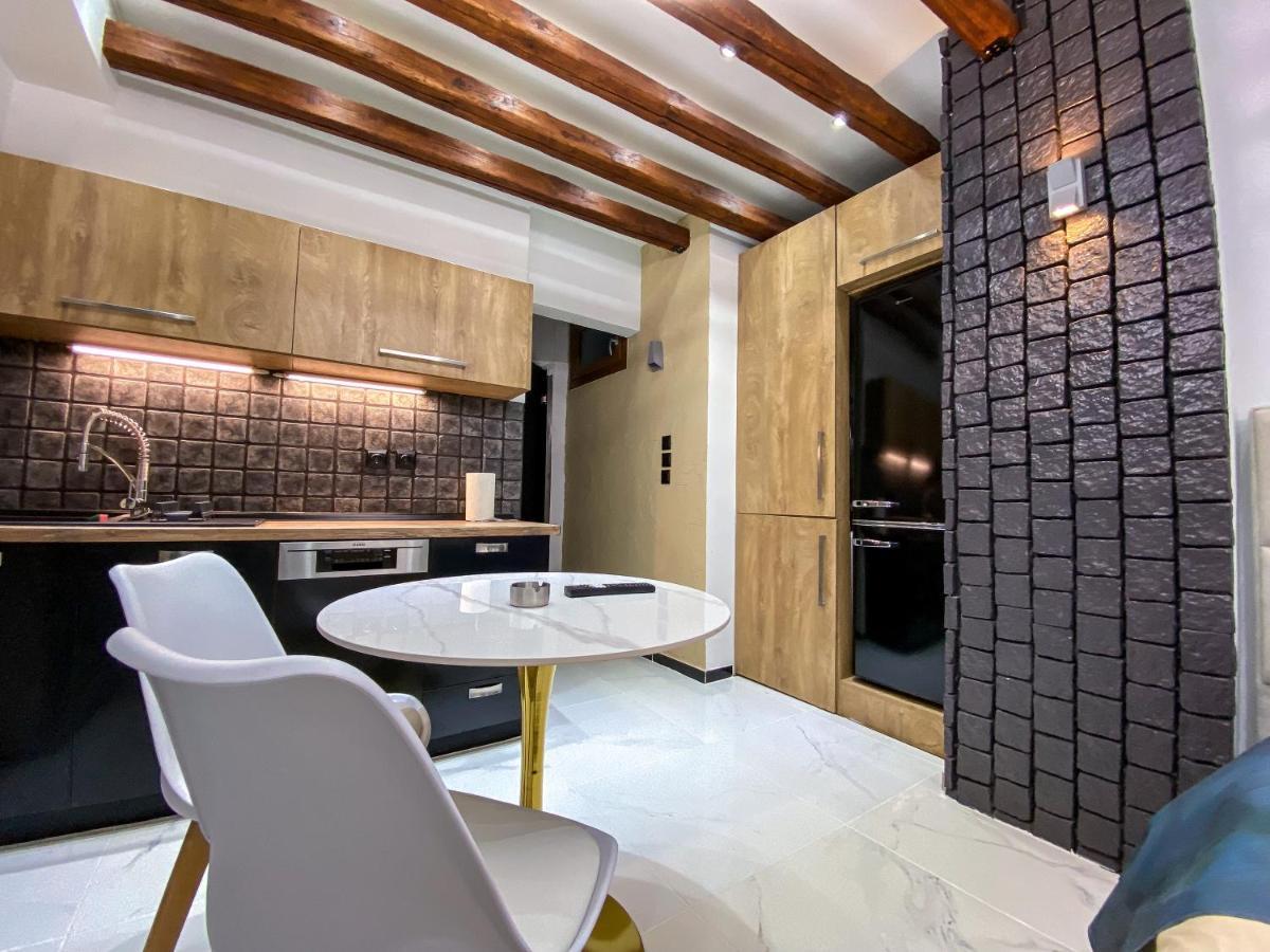 St. Tatti Luxury Studio Apartment Thessaloniki Exterior photo