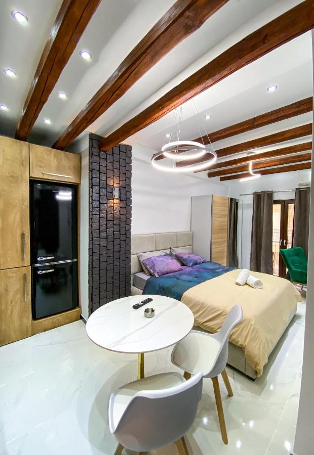 St. Tatti Luxury Studio Apartment Thessaloniki Exterior photo